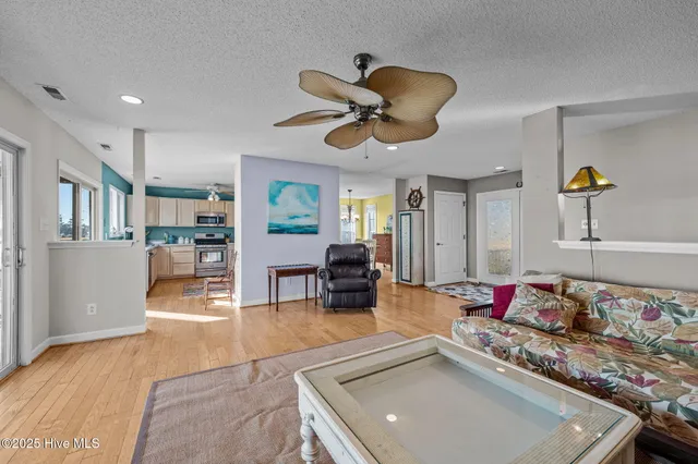 $575,000 | 341 Neuse Winds Drive, Oriental, NC 28571