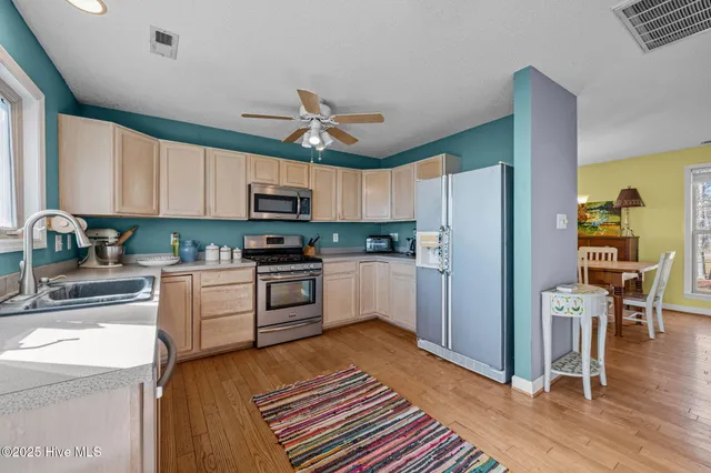 $575,000 | 341 Neuse Winds Drive, Oriental, NC 28571