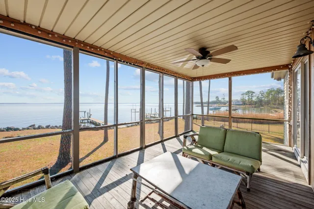 $575,000 | 341 Neuse Winds Drive, Oriental, NC 28571