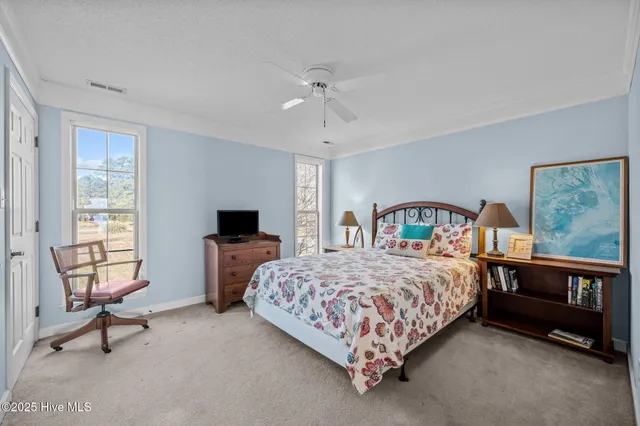 $575,000 | 341 Neuse Winds Drive, Oriental, NC 28571