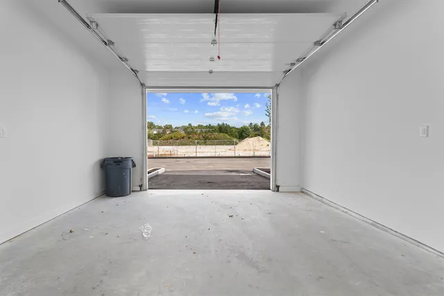 $399,900 | 4 Tanager Circle, Unit 4, Concord, NH 03303