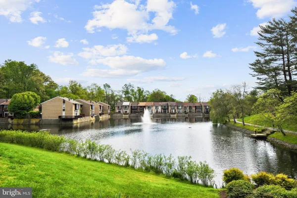$655,000 | 886 New Mark Esplanade, Rockville, MD 20850