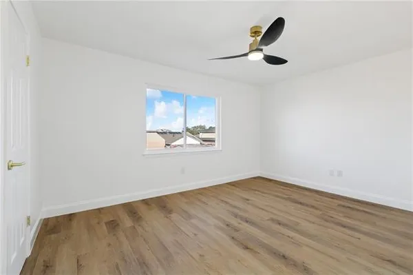 $329,900 | 2103 Mesa Via, Harvey, LA 70058