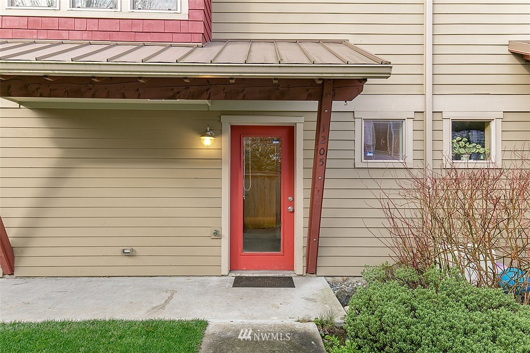 1205 North 88th Street Seattle, WA 98103 - Photo 3 of 20