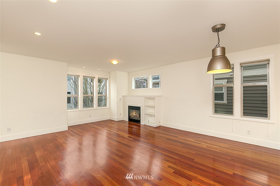1205 North 88th Street Seattle, WA 98103 - Photo 4 of 20