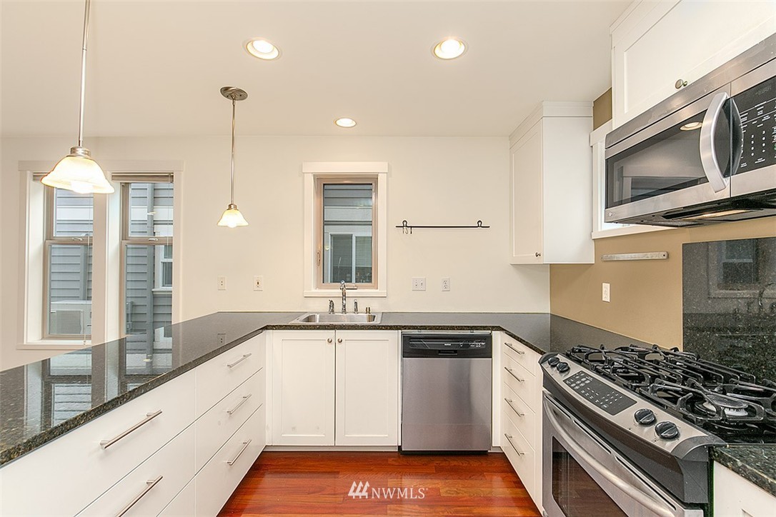 1205 North 88th Street Seattle, WA 98103 - Photo 8 of 20