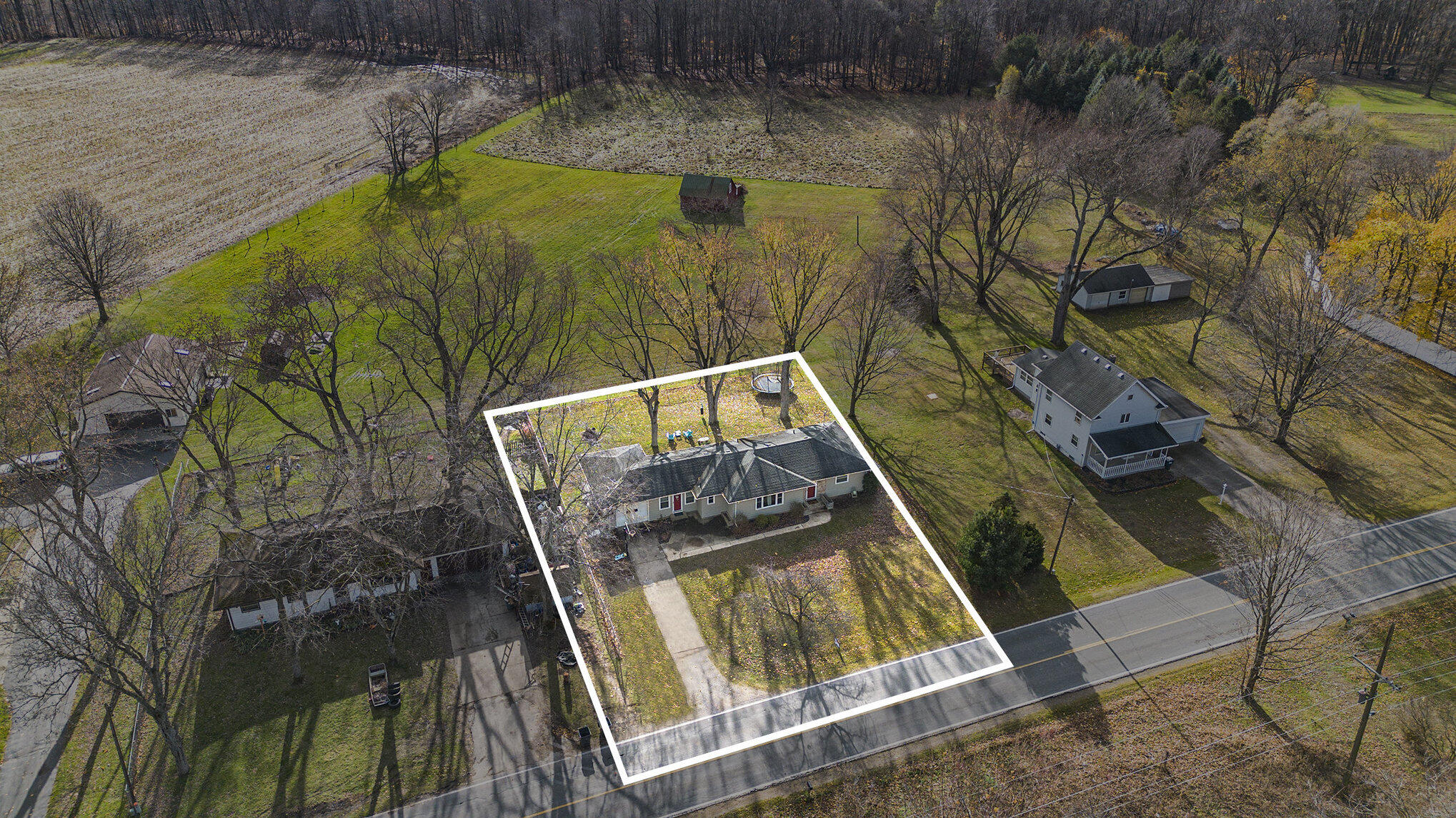 5030 North Branch Road Benton Harbor, MI 49022 - Photo 32 of 34 Aerial with lines