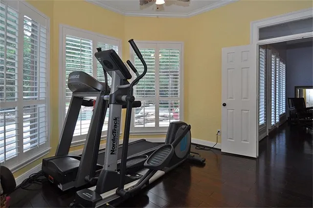 $1,025,000 | 1703 Brookside Pine Lane, Houston, TX 77345