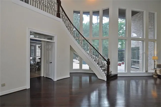 $1,025,000 | 1703 Brookside Pine Lane, Houston, TX 77345