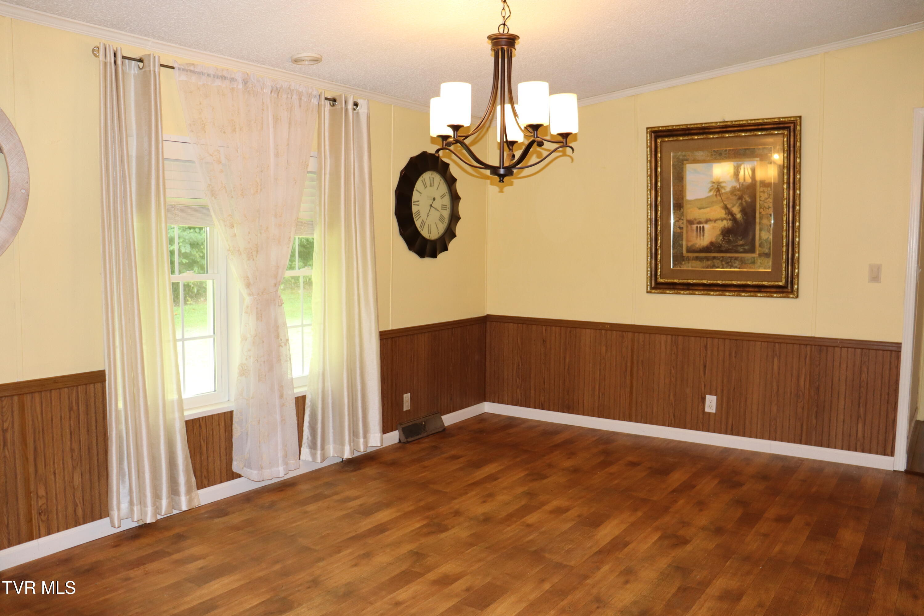 2004 Derby Road Appalachia, VA 24216 - Photo 14 of 37 IMG_9851