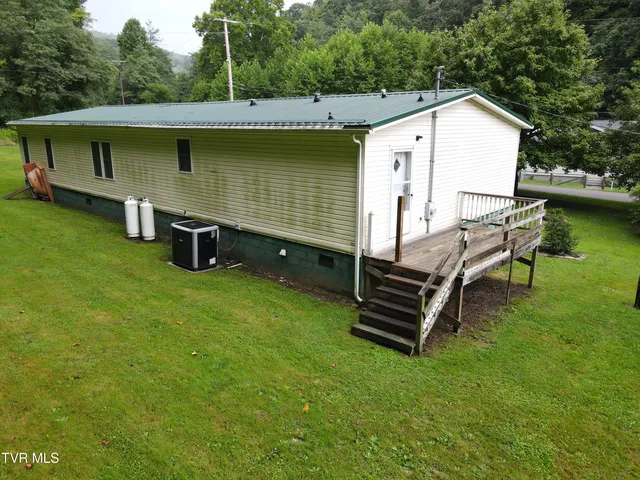 $90,000 | 2004 Derby Road, Appalachia, VA 24216