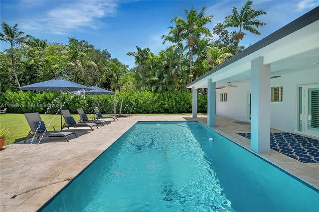 $6,000 | 8015 Southwest 136th Street, Pinecrest, FL 33156