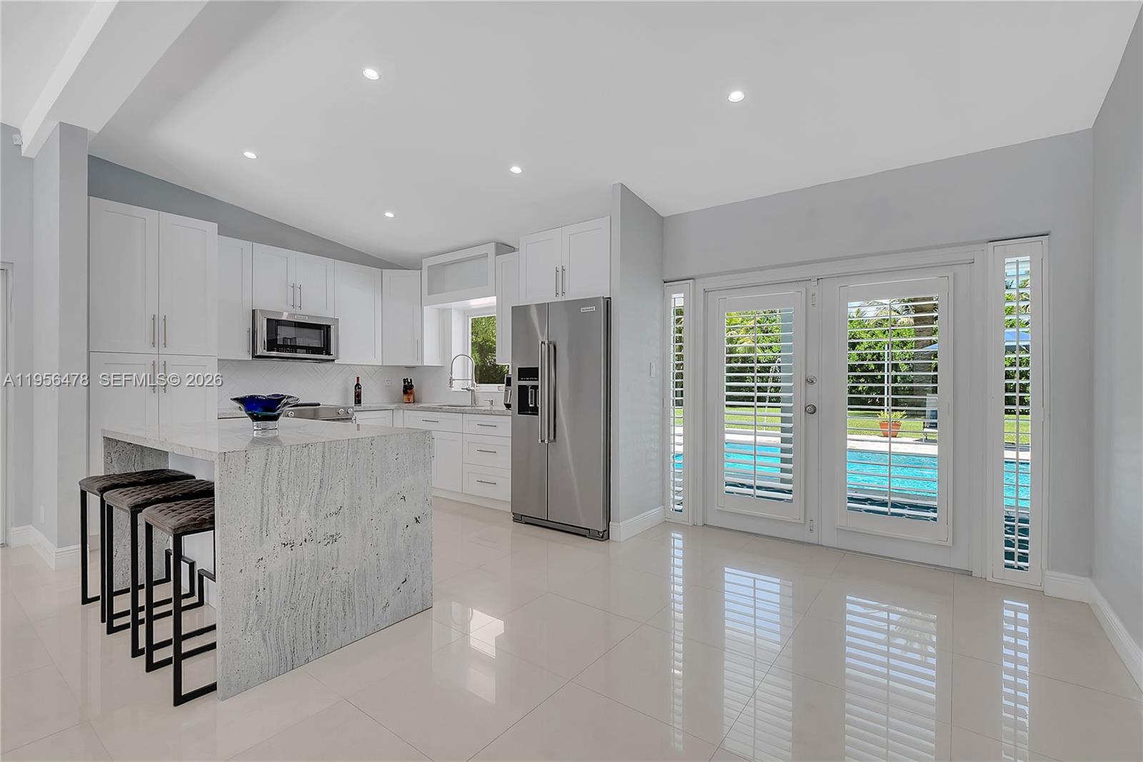 8015 Southwest 136th Street Pinecrest, FL 33156 - Photo 7 of 40