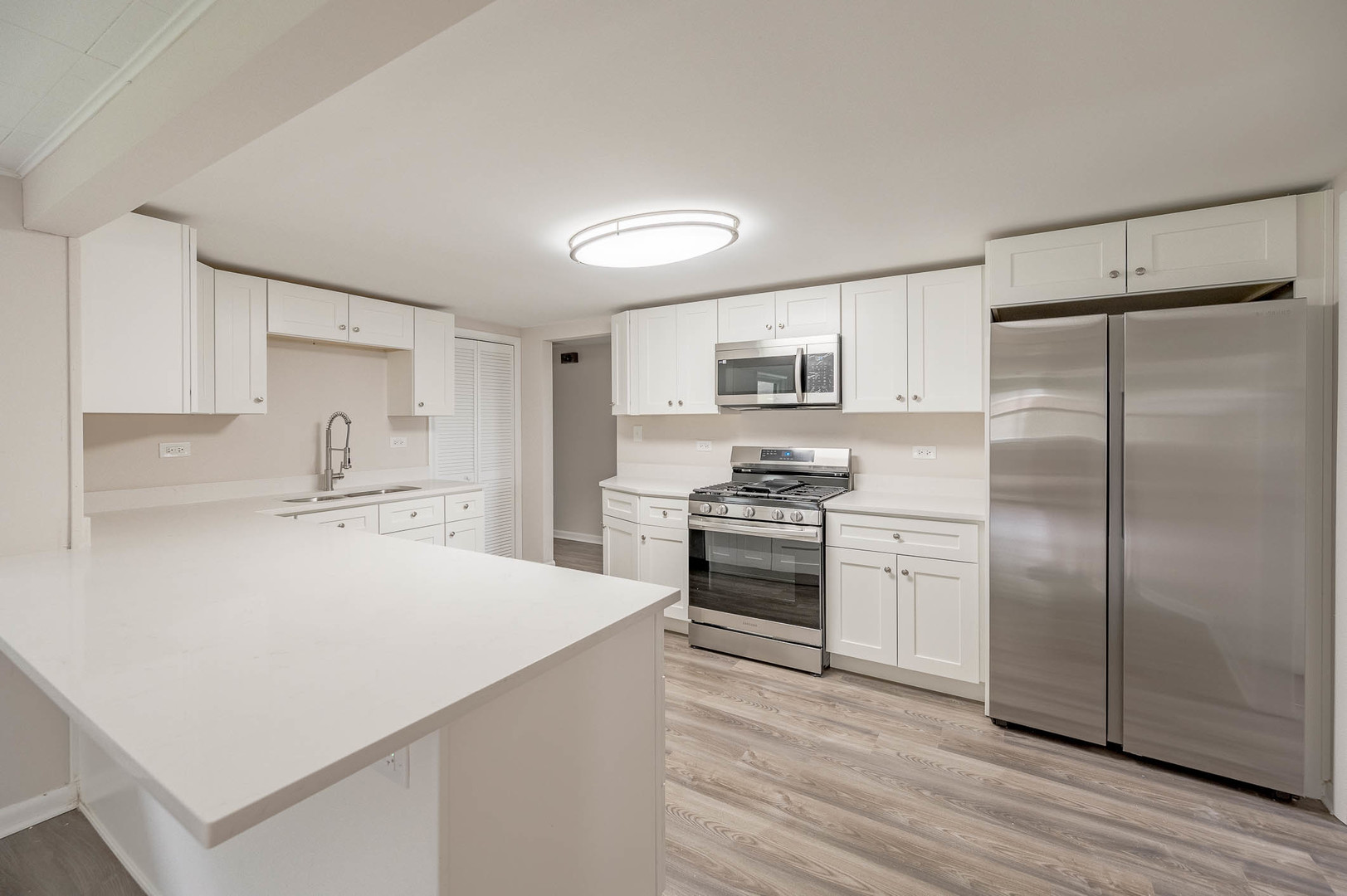 19256 Airport Road Romeoville, IL 60446 - Photo 5 of 14