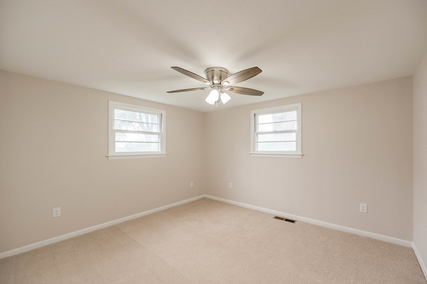 19256 Airport Road Romeoville, IL 60446 - Photo 9 of 14