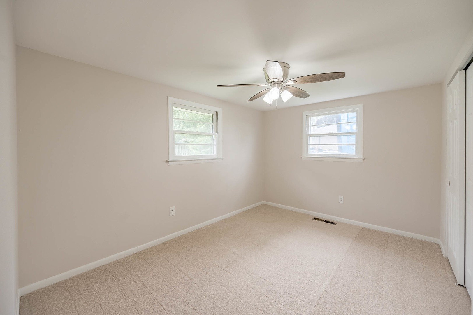 19256 Airport Road Romeoville, IL 60446 - Photo 10 of 14