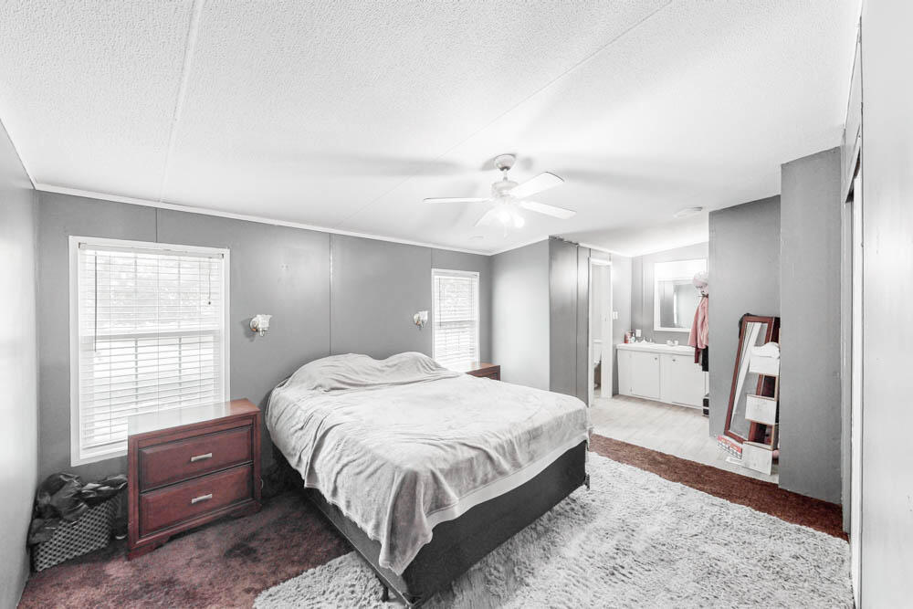 3173 Whitetown Road Plum Branch, SC 29845 - Photo 15 of 20 Owner's Suite!