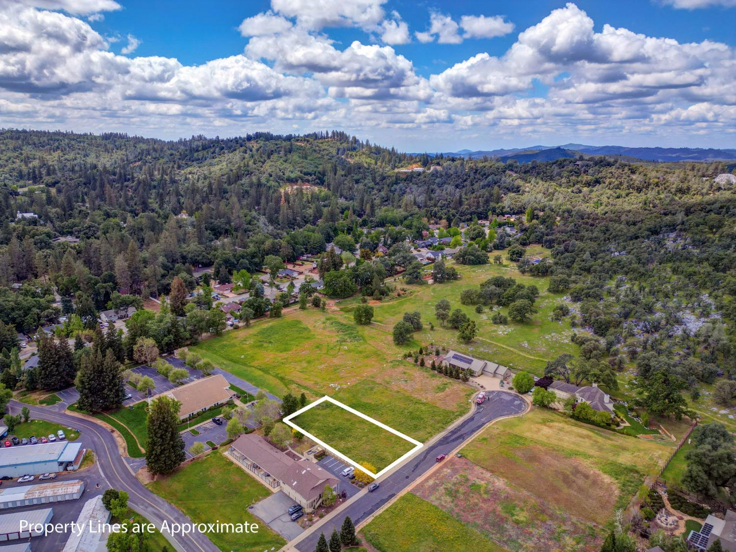 600 Friendly Court Murphys, CA 95247 - Photo 12 of 15