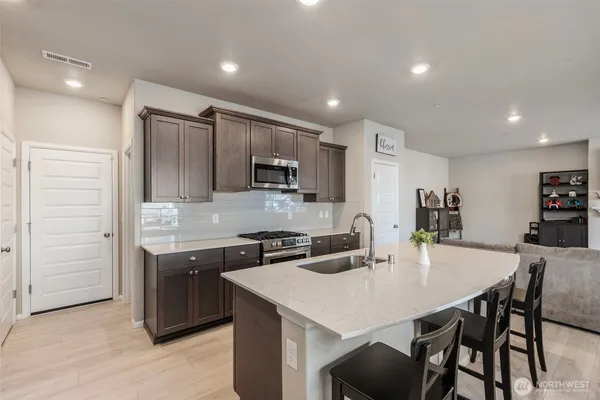 $625,000 | 4384 Acacia Lane Southeast, Port Orchard, WA 98366