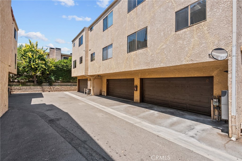 18958 Sherman Way, Unit 17 Reseda, CA 91335 - Photo 40 of 42