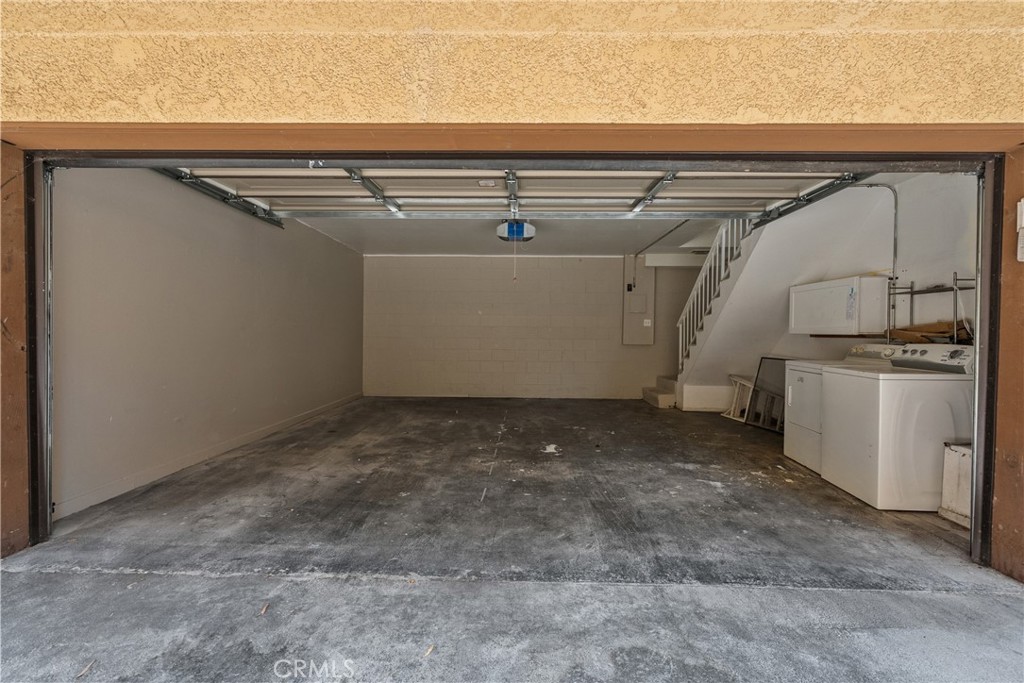 18958 Sherman Way, Unit 17 Reseda, CA 91335 - Photo 42 of 42