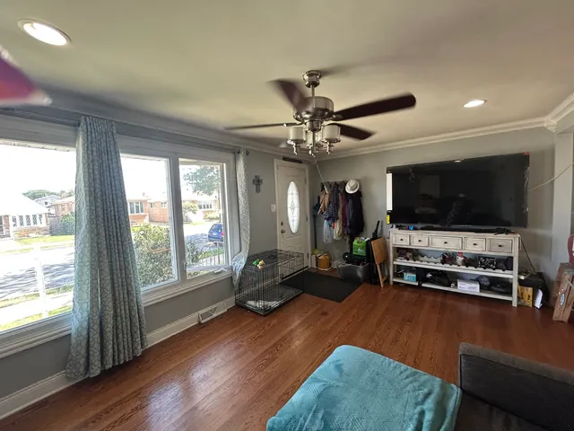 $355,000 | 5810 South Austin Avenue, Chicago, IL 60638