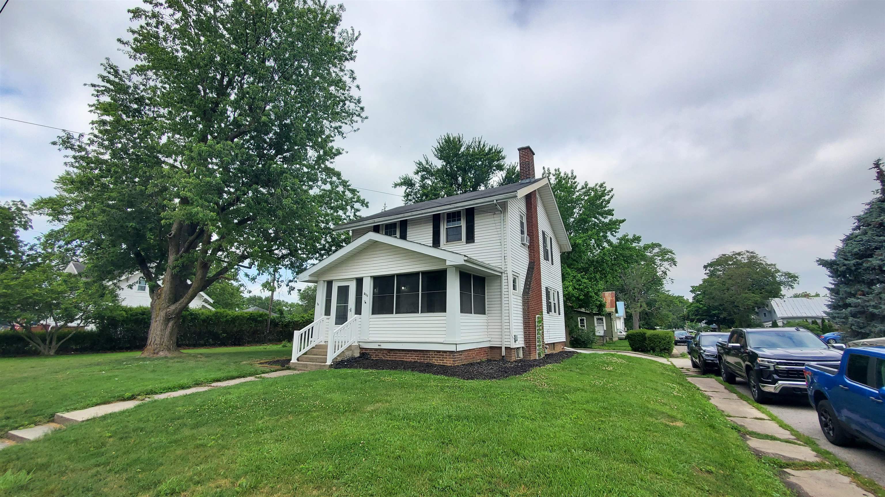 302 South Water Street Monroeville, IN 46773 - Photo 4 of 49