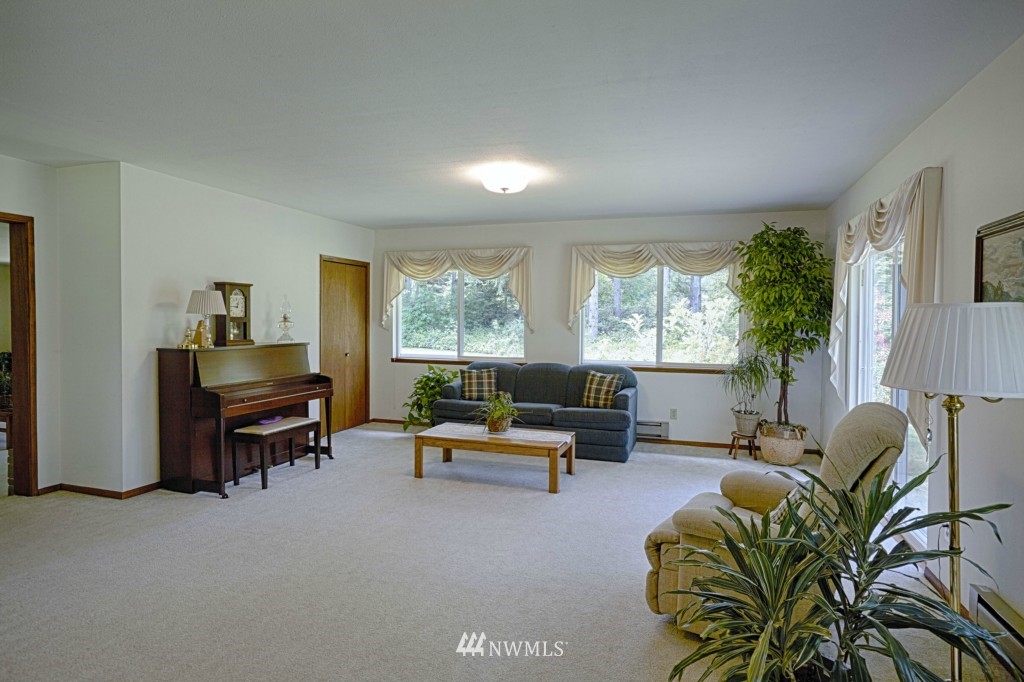 6159 Banner Road Southeast Port Orchard, WA 98367 - Photo 16 of 24 Gallery Image 16