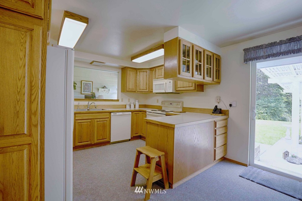 6159 Banner Road Southeast Port Orchard, WA 98367 - Photo 9 of 24 Gallery Image 9