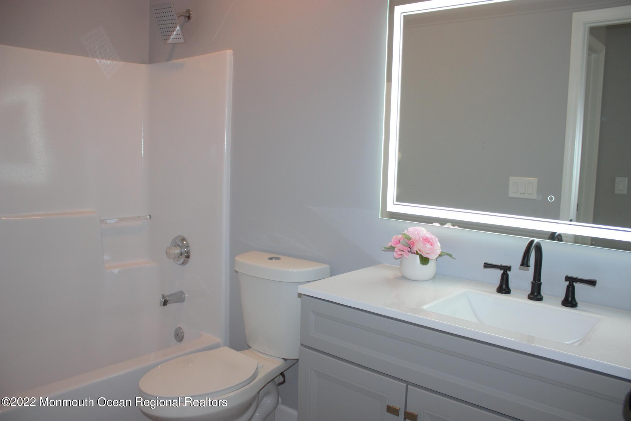 51 Quail Road Barnegat, NJ 08005 - Photo 19 of 20 guest bath