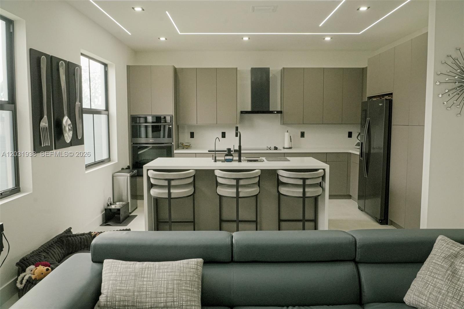 14405 Southwest 13th Terrace Miami, FL 33184 - Photo 11 of 35