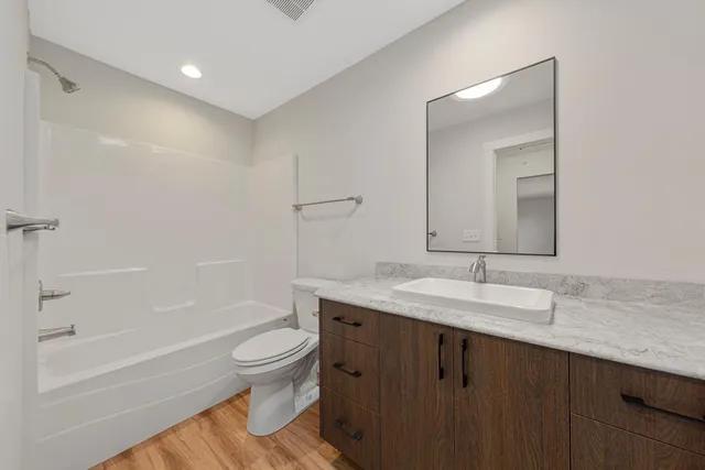 $302,500 | 809 Viburnum Street, Belle Plaine, MN 56011