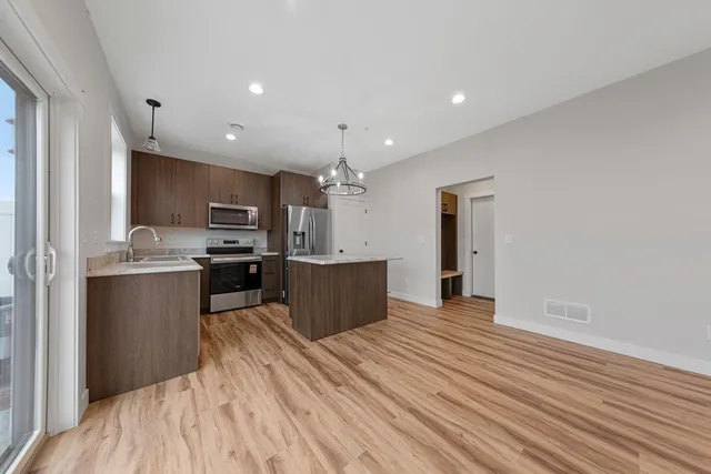 $302,500 | 809 Viburnum Street, Belle Plaine, MN 56011