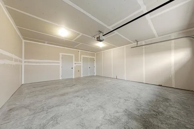 $302,500 | 809 Viburnum Street, Belle Plaine, MN 56011