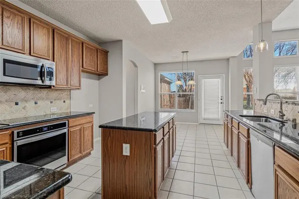 $3,100 | 9008 Culberson Drive, Plano, TX 75025