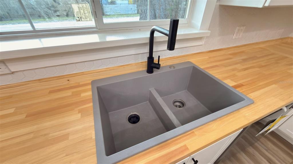 14740 Johns Road Dade City, FL 33525 - Photo 12 of 46