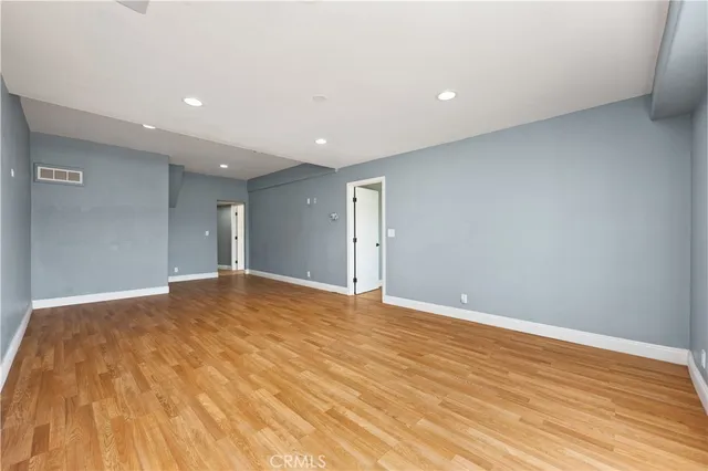 a view of empty room