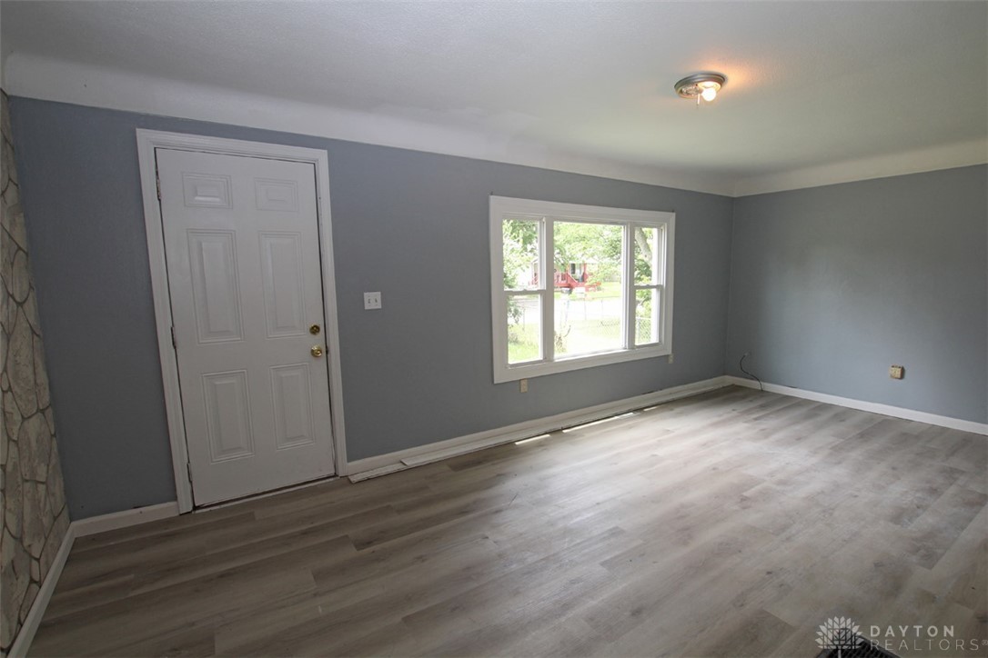 3705 Clearview Road Dayton, OH 45439 - Photo 4 of 22