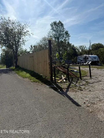 $89,900 | 376 Davis Creek Road, Speedwell, TN 37870