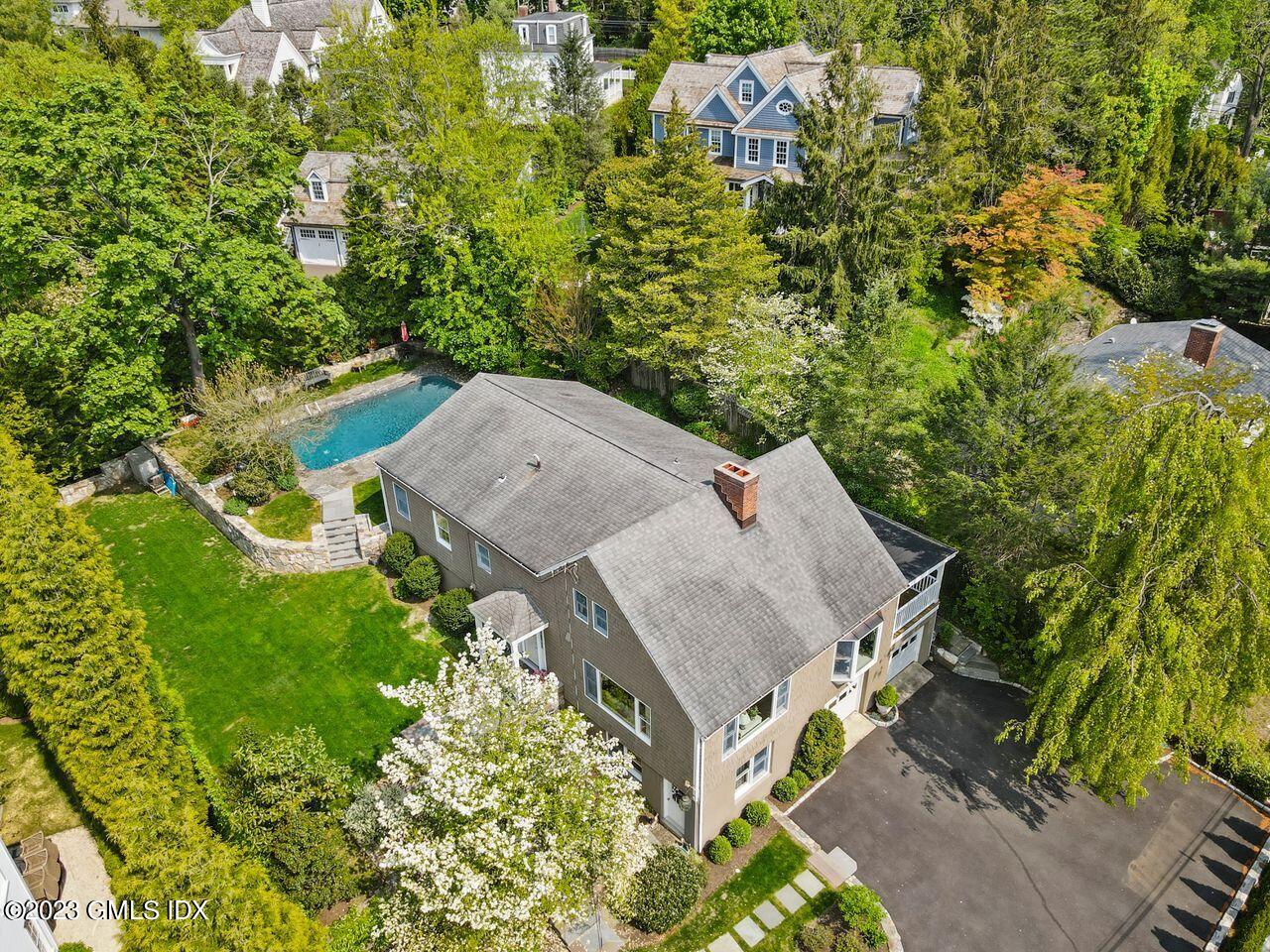 14 Marks Road Riverside, CT 06878 - Photo 3 of 24 a view of a backyard