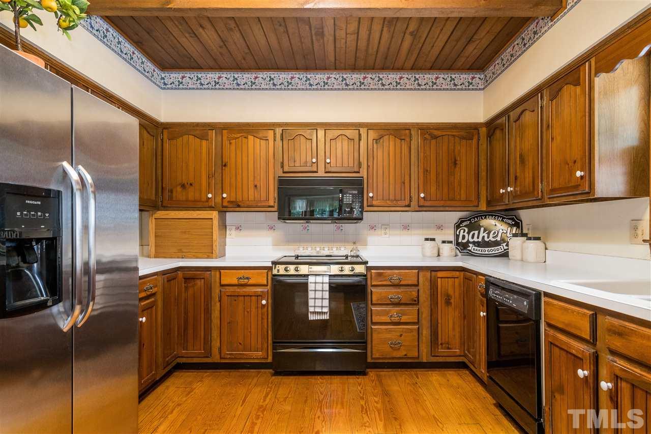 8400 Morgans Way Raleigh, NC 27613 - Photo 13 of 26