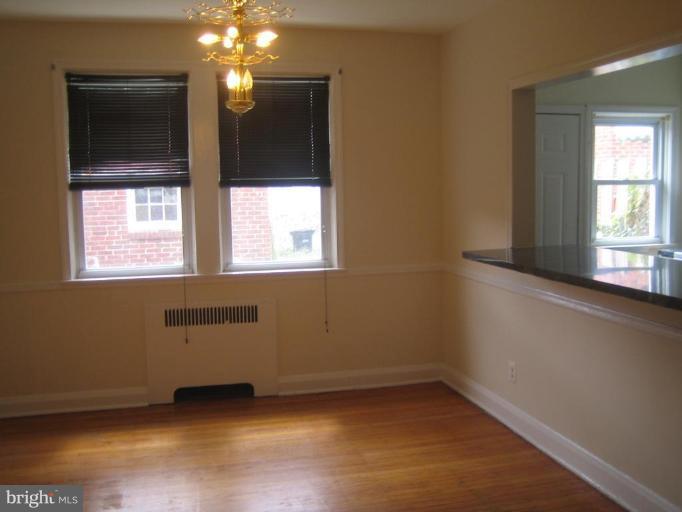 1651 Shadyside Road Baltimore, MD 21218 - Photo 3 of 14 Dining Room