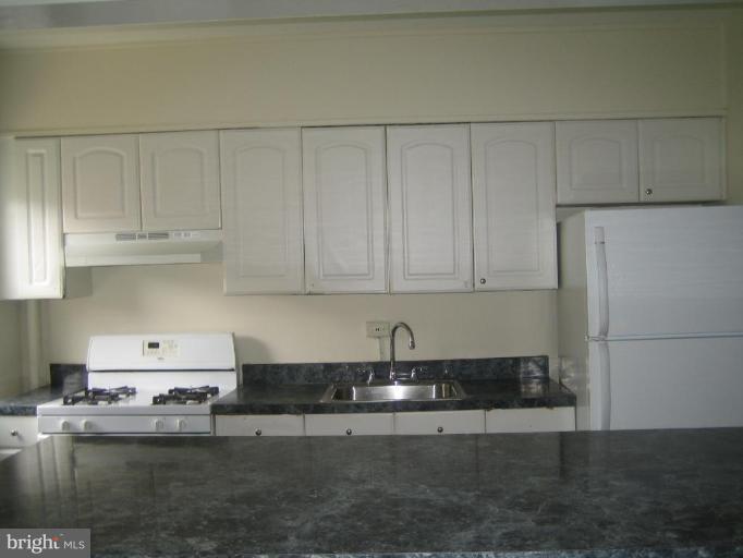 1651 Shadyside Road Baltimore, MD 21218 - Photo 6 of 14 Kitchen #2