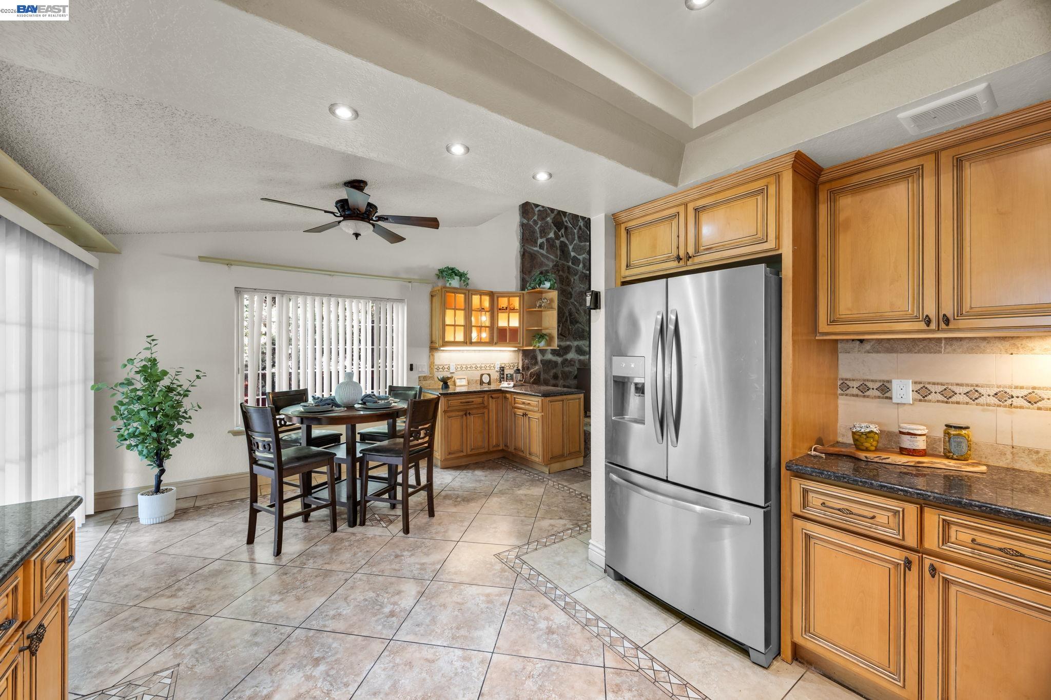 2857 Randall Way Fairview, CA 94541 - Photo 17 of 44