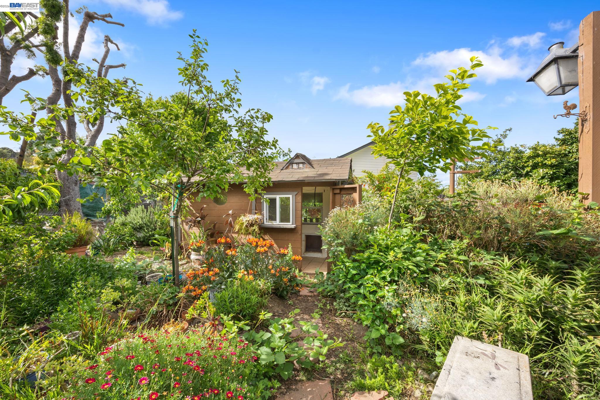 2857 Randall Way Fairview, CA 94541 - Photo 36 of 44