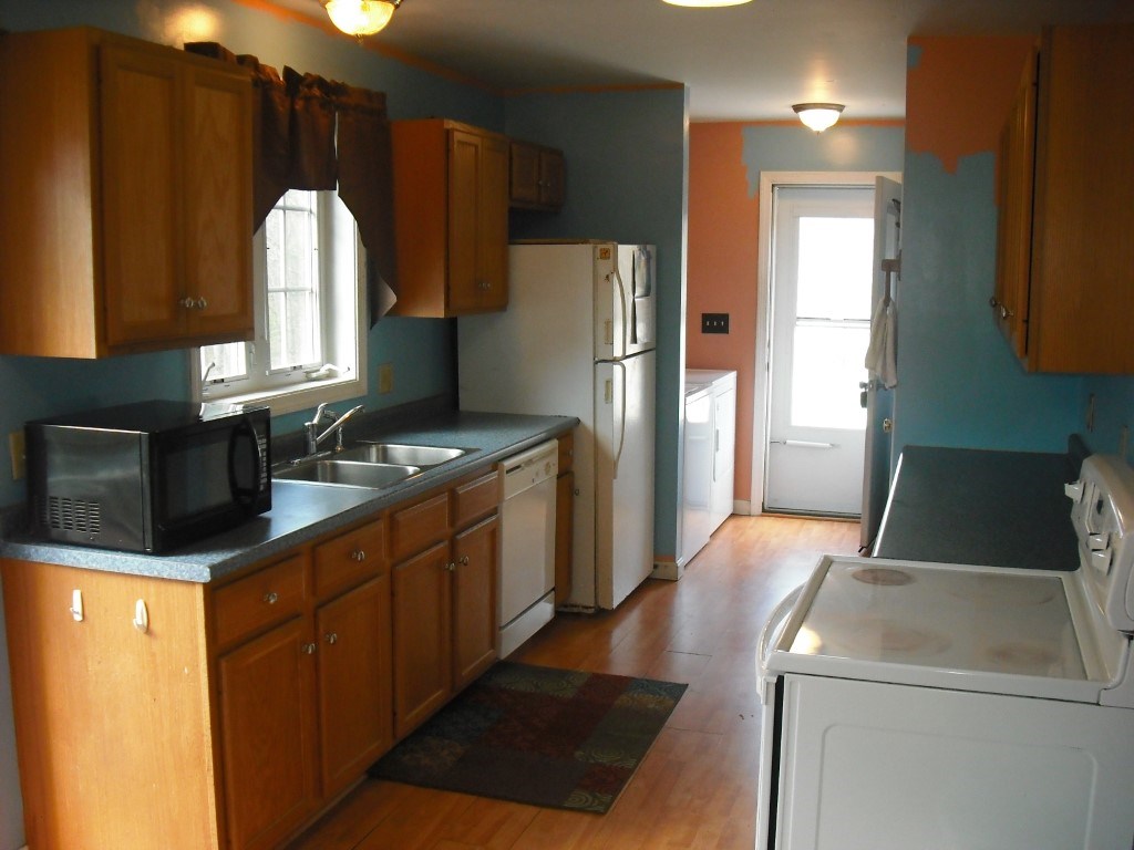 430 Burt Hill Road Winchester, NH 03470 - Photo 6 of 25