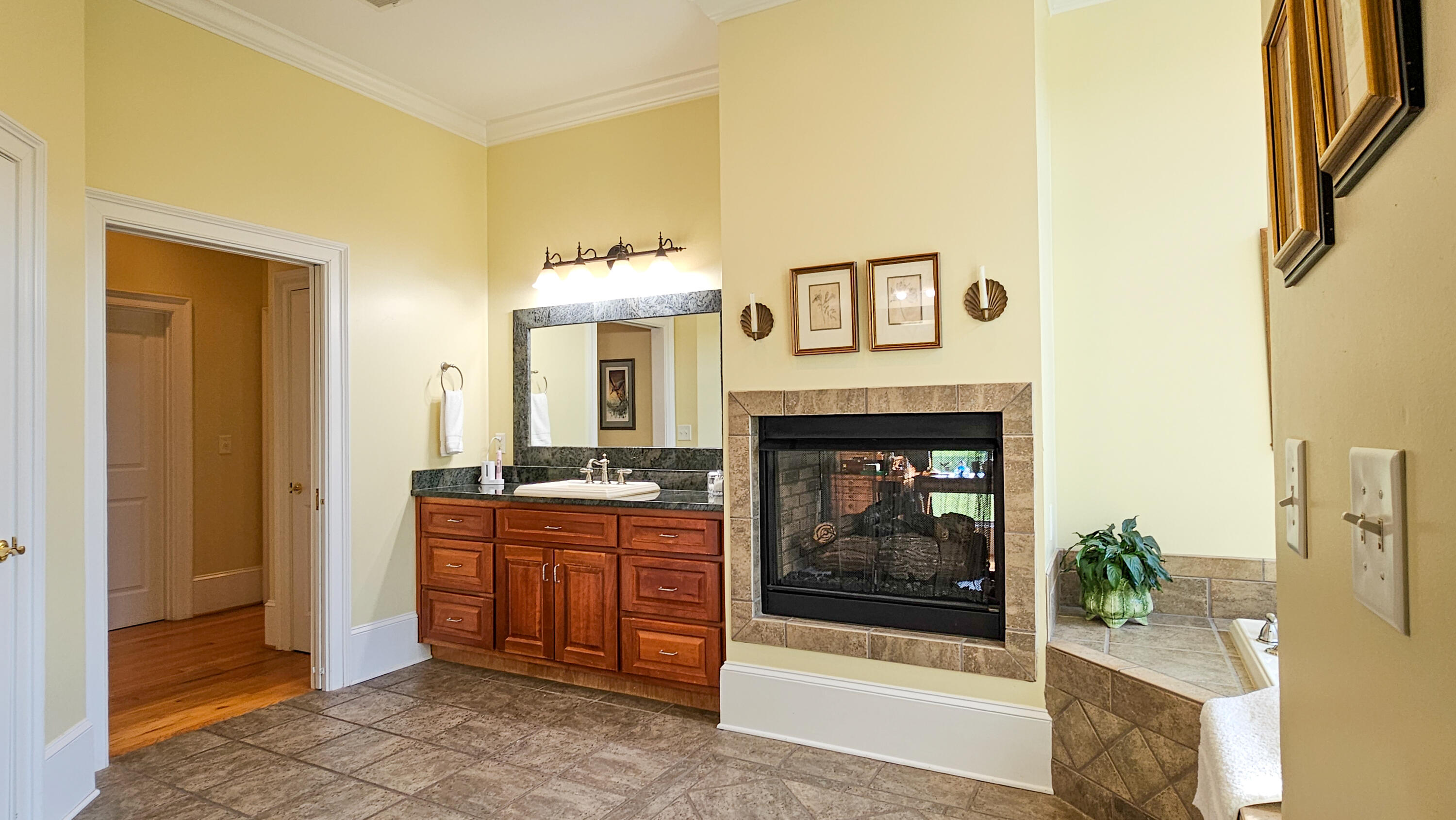 6865 Hog Jowl Road Chickamauga, GA 30707 - Photo 27 of 80 Hog Jowl Rd - Interior -25