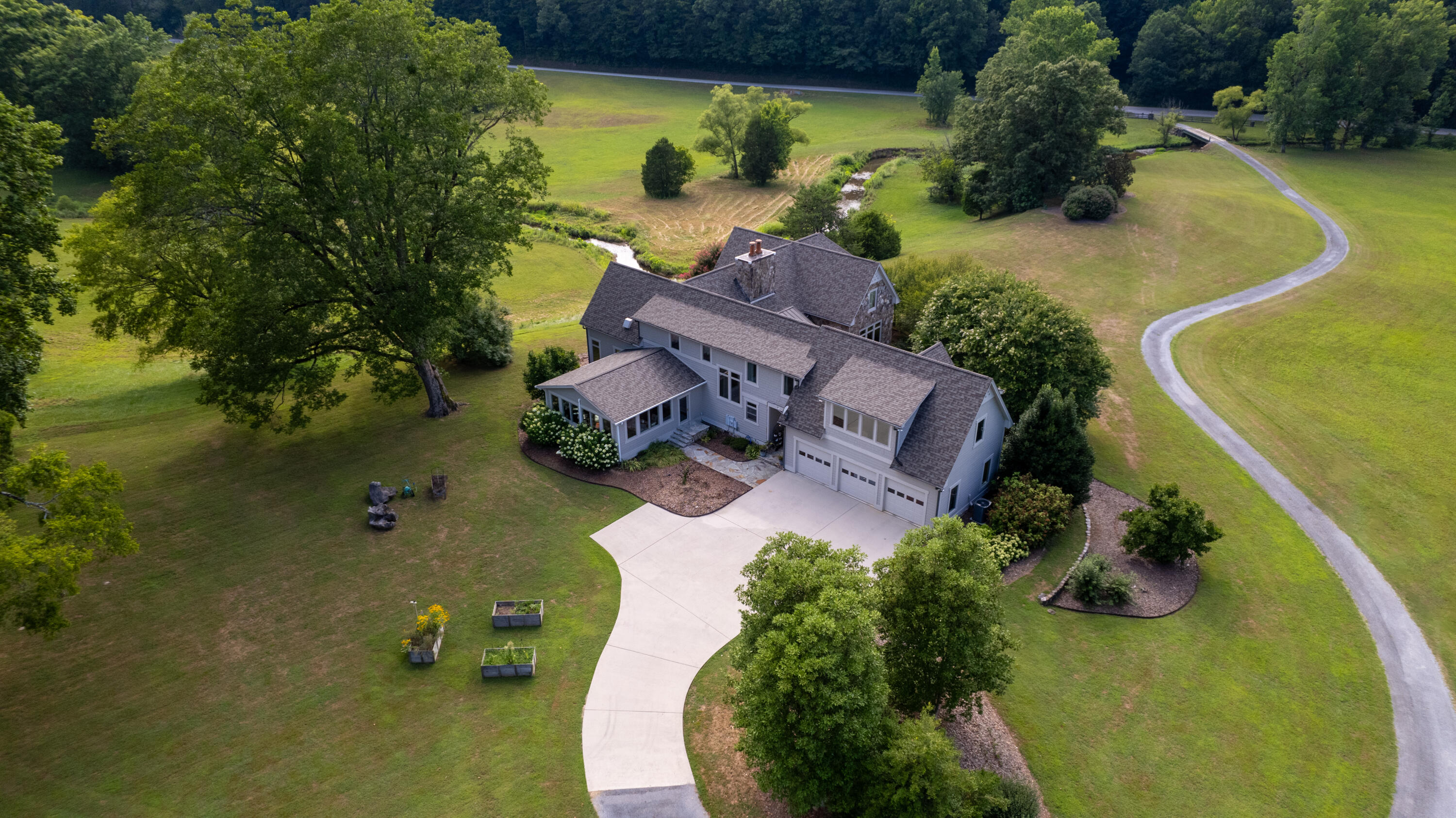 6865 Hog Jowl Road Chickamauga, GA 30707 - Photo 10 of 80 Hog Jowl Rd - Exterior-04