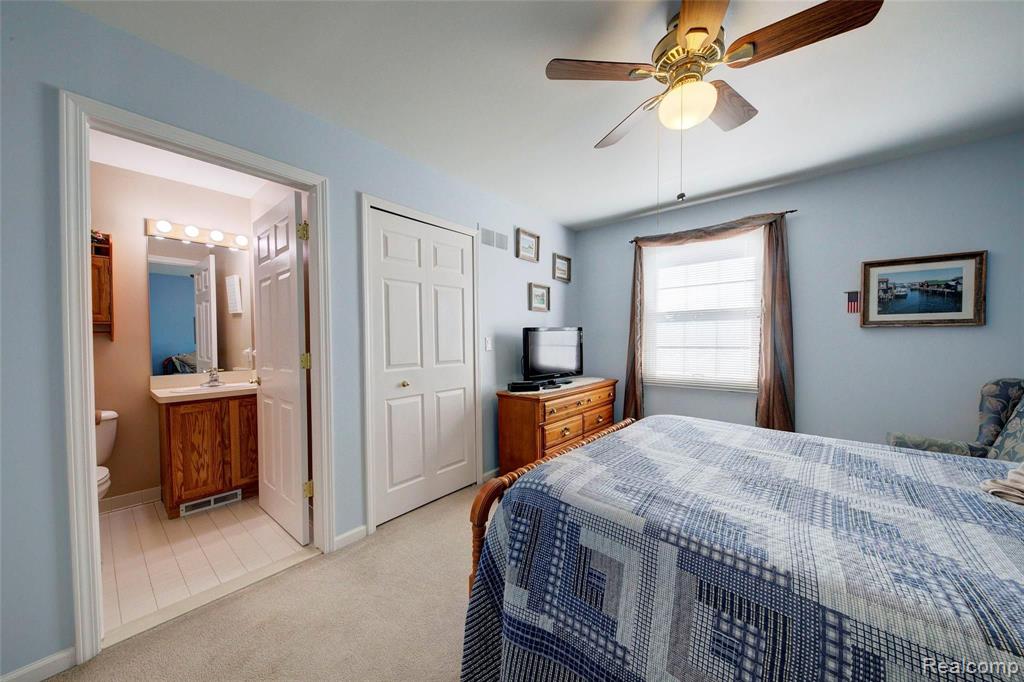 6724 Kennesaw Road Canton, MI 48187 - Photo 52 of 77