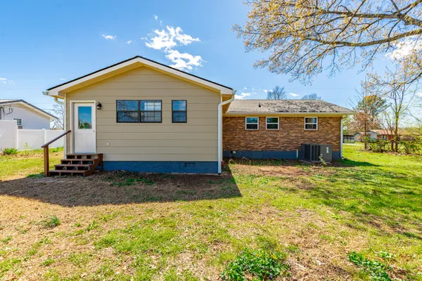 $262,900 | 525 Pinewood Circle, Fort Oglethorpe, GA 30742